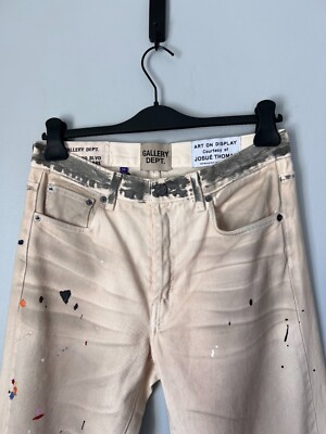 Gallery Dept. Hollywood BLVD LA Flare Jeans - Size 30x34 - White