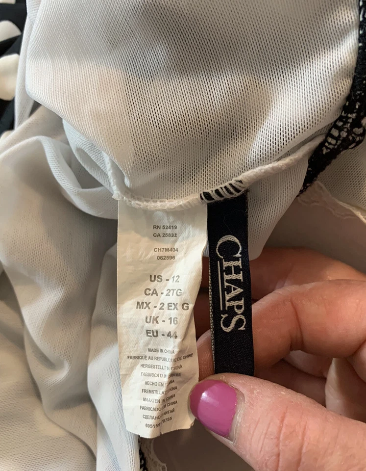 Chaps Mujer Talla 12 Negro Blanco Punto Construido N Sujetador Halter Top Traje de Baño Vestido de Baño Foto 4 de 4