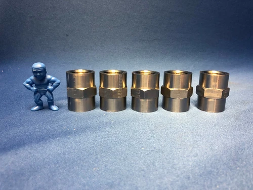 Parker 1/2 GG-SS Stainless Steel Pipe Coupling 1/2-14 NPTF/NPTF *LOT OF 5