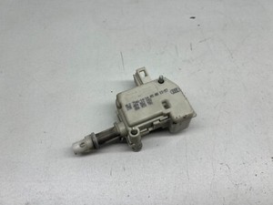 Audi A6 4B Avant Stellmotor ZV Tank Klappe Deckel 4B9862153 3B0959781 #K51