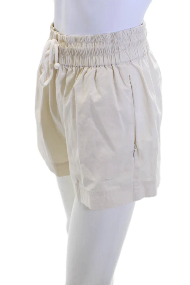 Bermuda moletom unissex bege com cordão algodão praia maciça tamanho P - Imagem 2 de 4