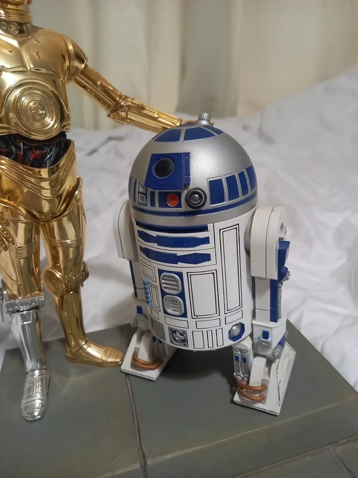 RD-D2 AND C3PO 2006 Discontinued Kotobukiya Star Wars - Image 4 of 4