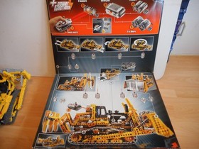 LEGO Technic Power Functions Bulldozer with Box (Lego No: 8275)