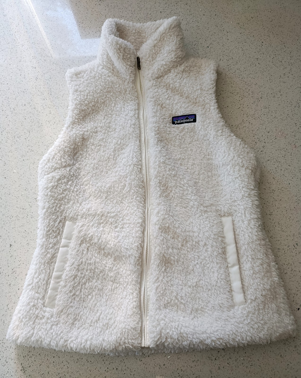 Women's Patagonia Vest Los Gatos size S white Furry Full Zip Fleece pile cozy thumbnail 4