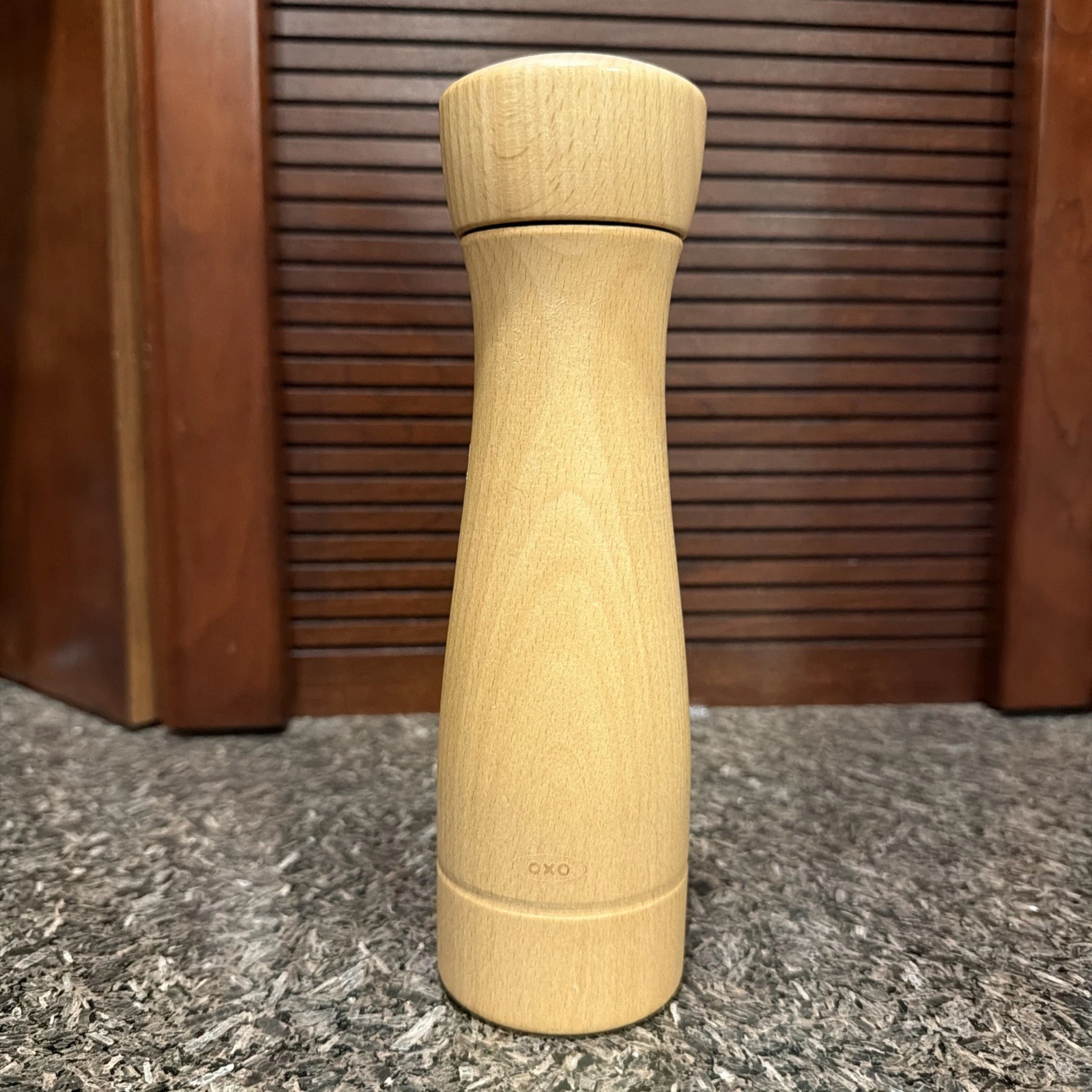 NEW OXO Good Grips Wooden Salt Grinder Mill - Adjustable Coarseness - Light Wood