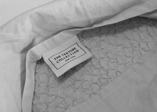 Nueva Almohada Estándar Sham The Texture Collection Hielo Luz Pizarra Azul Fruncido - Imagen 3 de 5