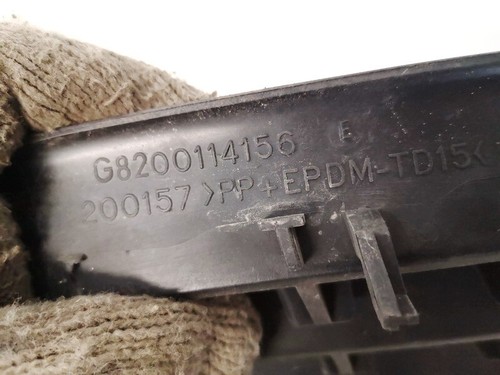 8200114156 Bumper Grille Front Left for Renault Megane UK1623239-20 - Picture 3 of 6