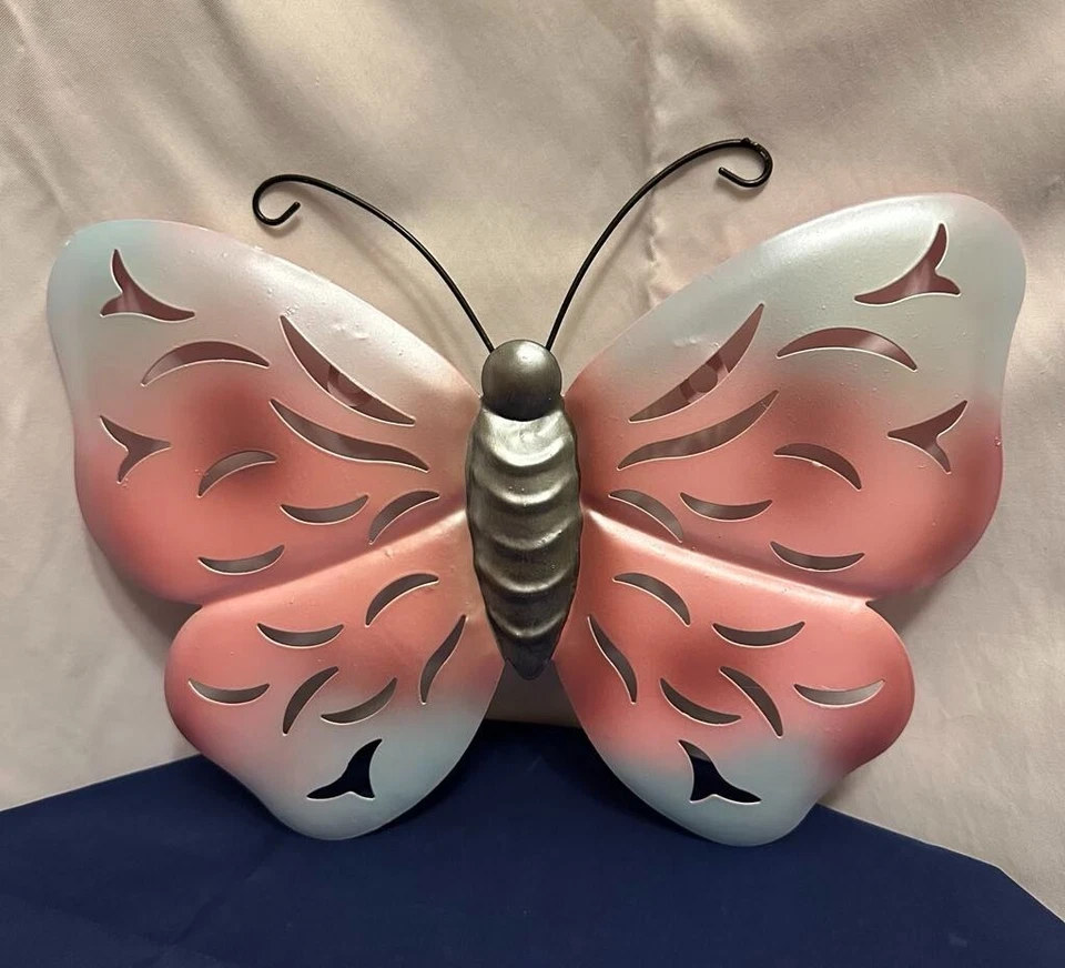 Vintage Pearlized Butterfly Wall Trio GARDEN DECOR - Image 3 of 4