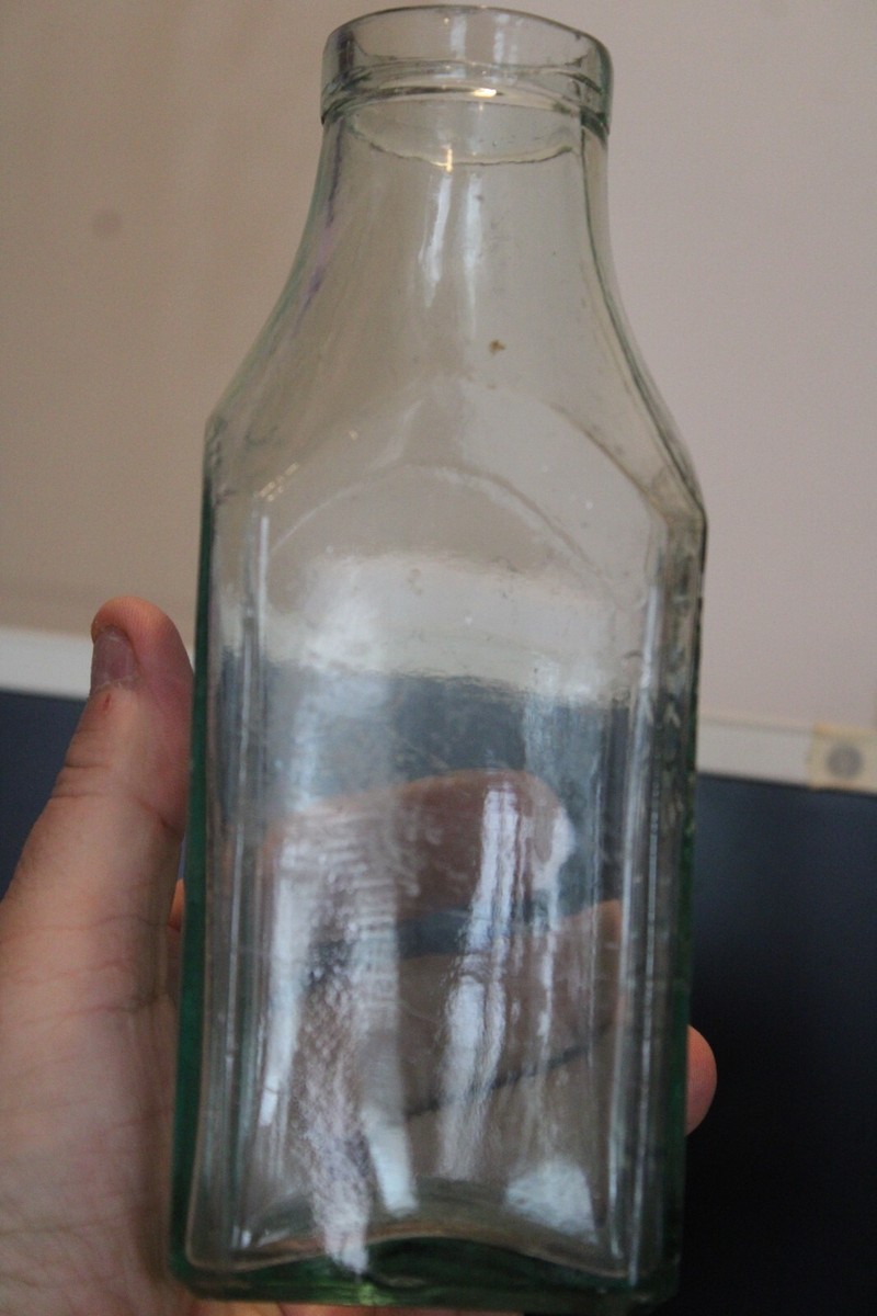 Antique, 7 5/8'', Blue, CHIVERS CARDIFF, Pickle/Food Bottle, Item