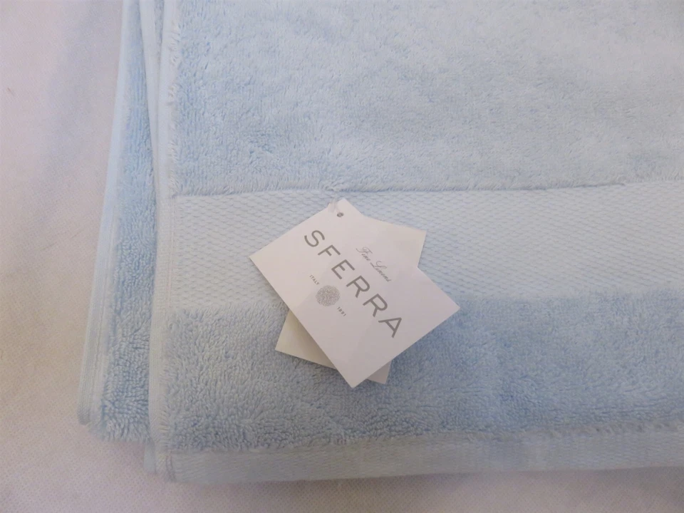Toalla de baño Sferra Bello azul nueva con etiquetas Foto 3 de 4