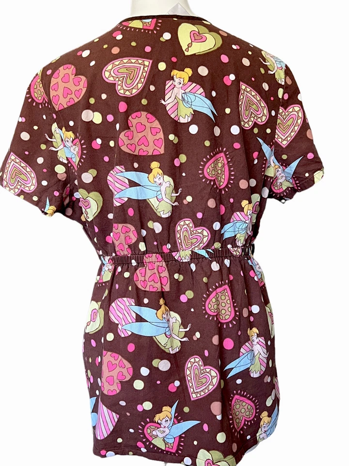 Blusa Médica Disney Marrón Campanilla Cintura Elástica Corbatas Cuello en V Manga Corta Grande Foto 2 de 4