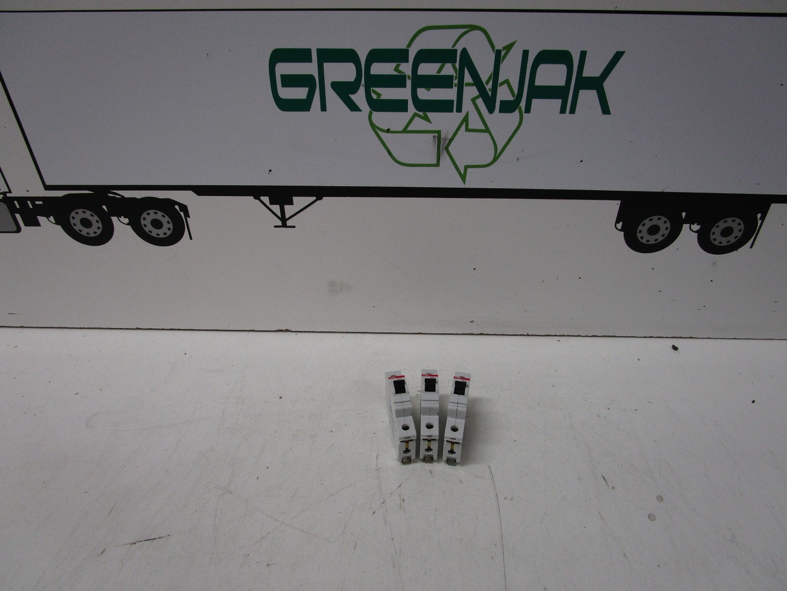ABB VDE 0660 / S271 K 6 A 6 AMP CIRCUIT BREAKERS (LOT OF 3) -USED -FREE SHIPPING