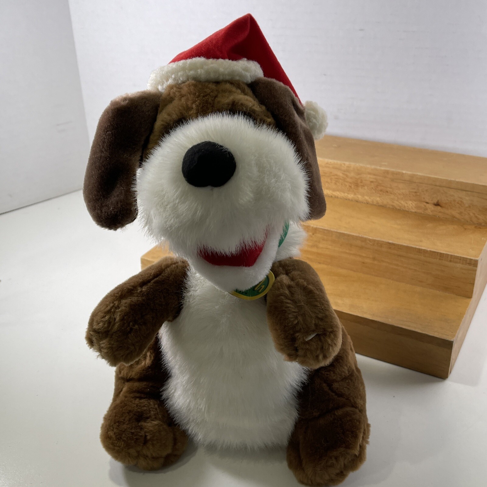 N2 TOYS VINTAGE NOS Barking Dog Plush RAPLPH Christmas Santa Hat "FALALALA" READ eBay