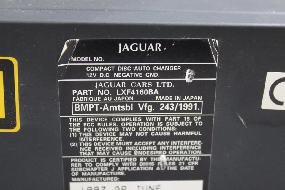 Equipo de audio radio cambiador de CD 6 discos 1995-1997 JAGUAR XJ6 OEM #41614 Foto 3 de 4