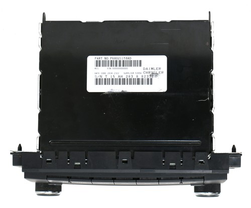 Radio entrada auxiliar Jeep Chrysler Dodge 2007-10 AMFM mp3 CD XM PN P68021161AD - RES - Imagen 4 de 5