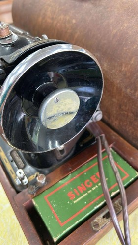 Vintage Singer Sewing Machine - 282744 - WORKING 201 - Bild 6 von 8