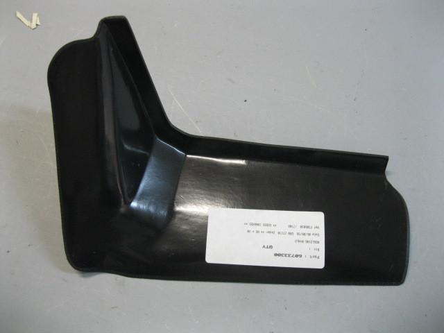Ferrari Mondial RH Moulding # 60733300