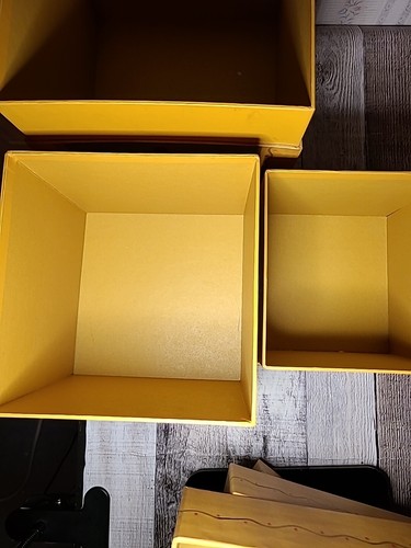 Six Nesting Boxes With Snowman And Two Stars Multiple Sizes From Large To Small - Picture 14 of 20