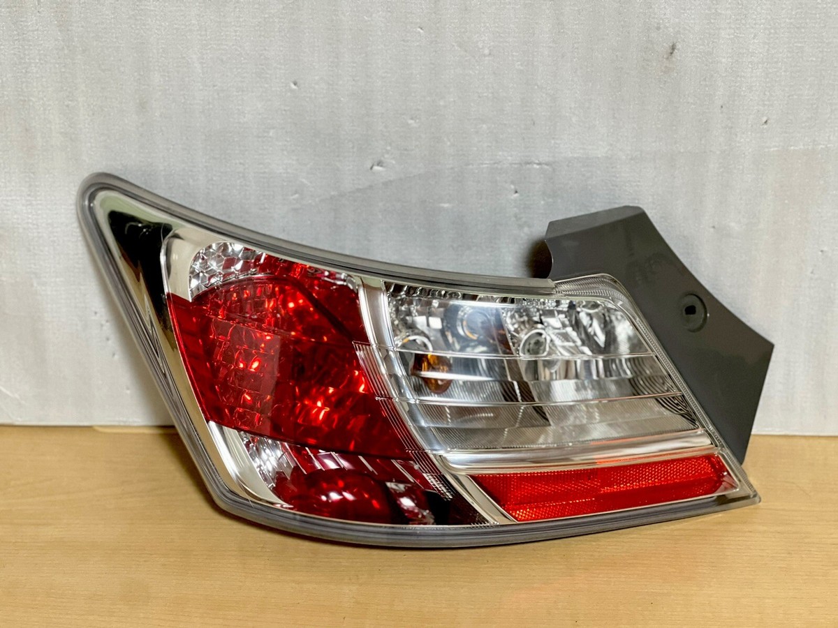 Subaru Dex M401F M411F Daihatsu Coo M401S Genuine Left Tail