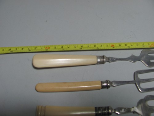 Vintage Mixed Lot Faux Bone Handled Pastry Bread Meat Pickle Forks As Shown - Picture 8 of 13