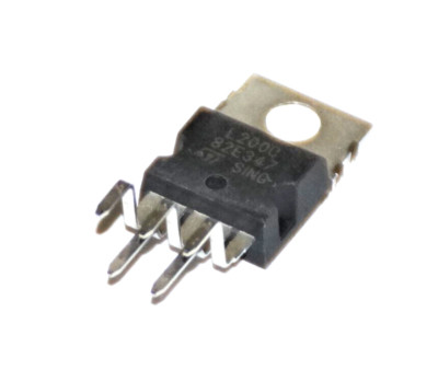 Spannungsregler L200 CV   Orginalteil  ST Microelectronics