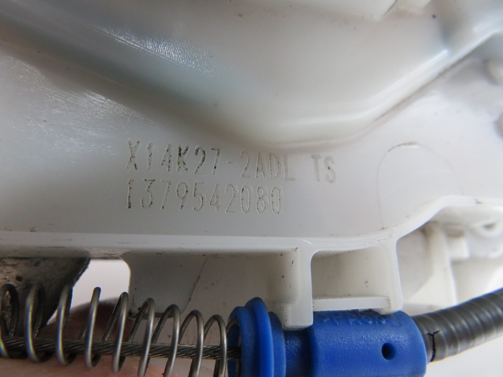 PEUGEOT BIPPER VAN 2008-17 NEARSIDE PASSENGER LEFT FRONT DOOR LOCK         R7642 thumbnail 6