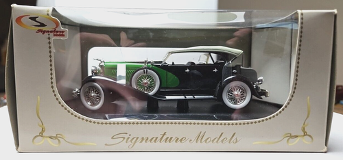 1934 Duesenberg, Black & Green 1:32 Scale - SIGNATURE MODELS NIB