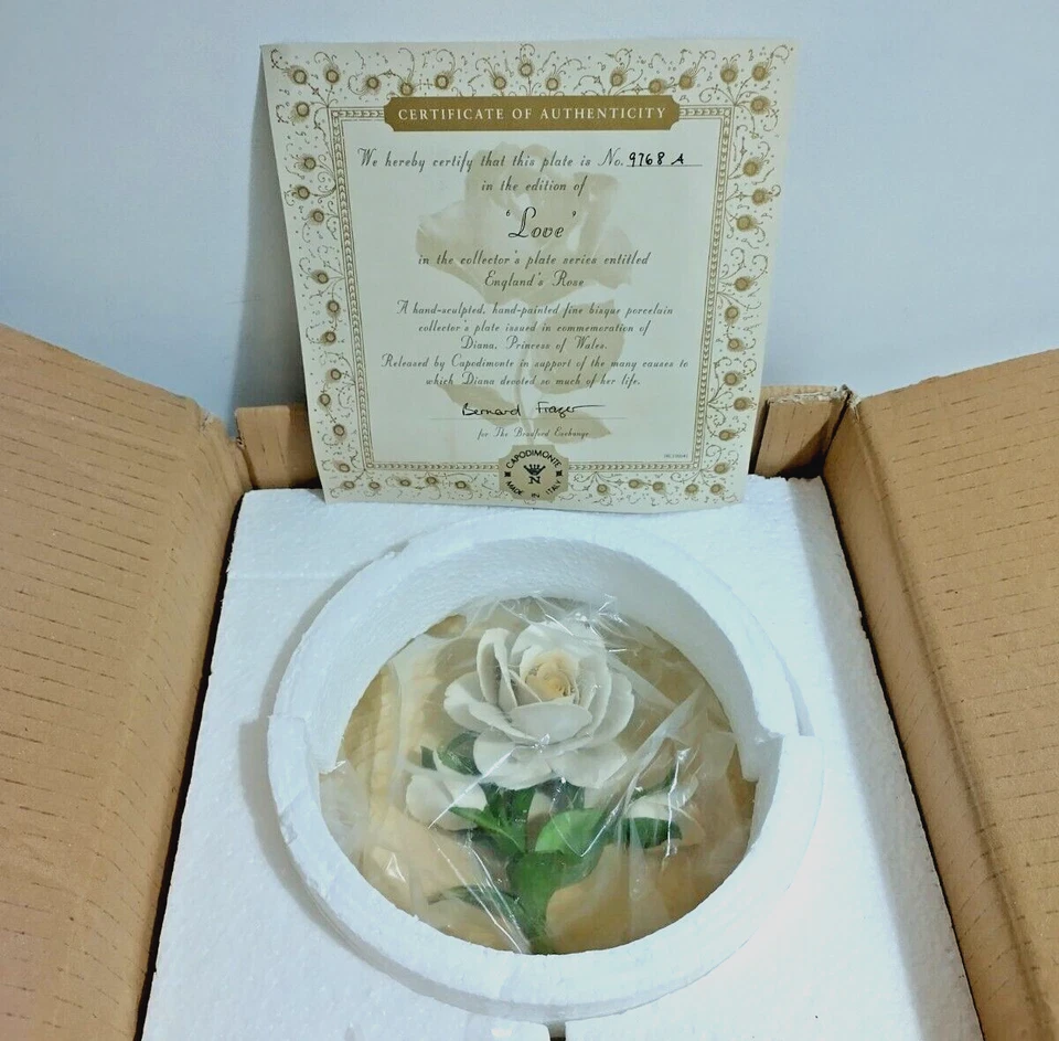 Capodimonte England's Rose Love Plate Princess Diana Tribute With COA And Box - Image 2 of 4
