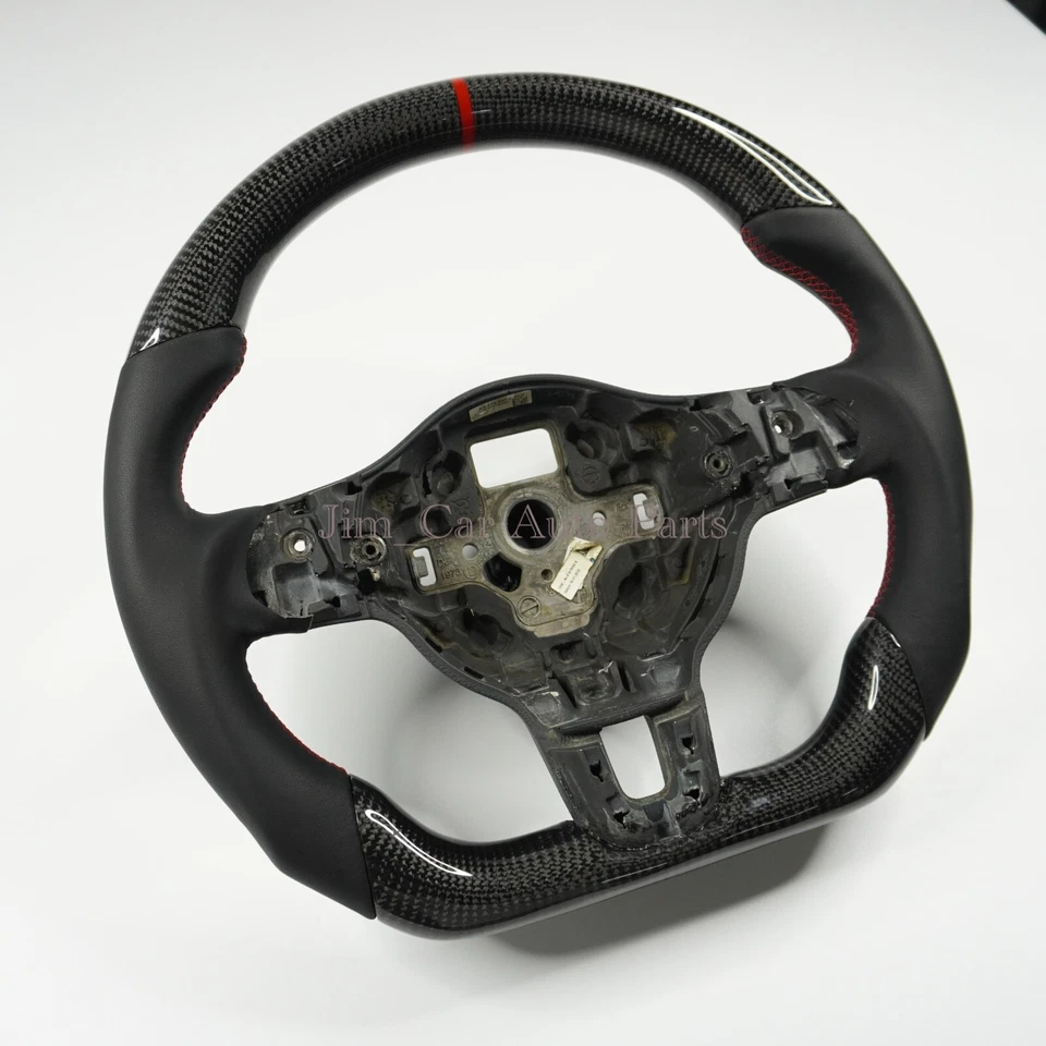 Volante de fibra de carbono personalizado para Volkswagen Golf MK6 GTI R Foto 2 de 4