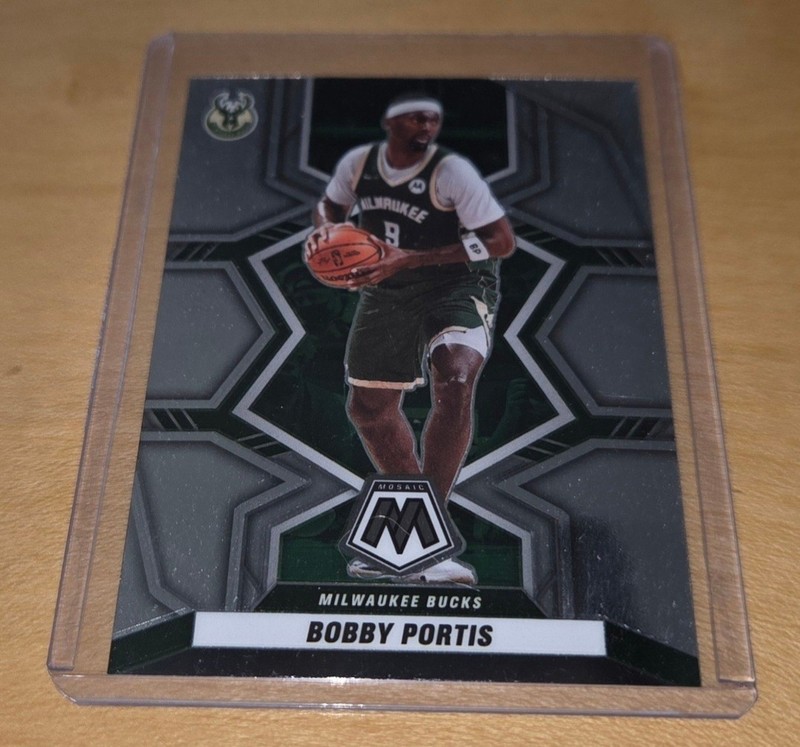 2021-22 Panini Mosaic - Bobby Portis #182 Milwaukee Bucks