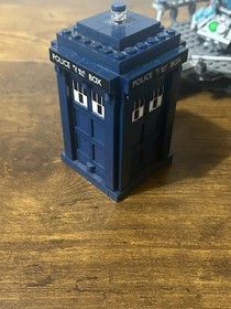 LEGO Doctor Who 21304 Partially Complete with Minifigures READ DESCRIPTION As-Is