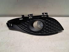 Mercedes-Benz A W176 2015 Links Nebelscheinwerfer vorne A0999060251 GRZ25924 Mercedes-Benz A W176 2015 Links Nebelscheinwerfer vorne A0999060251 GRZ25924
