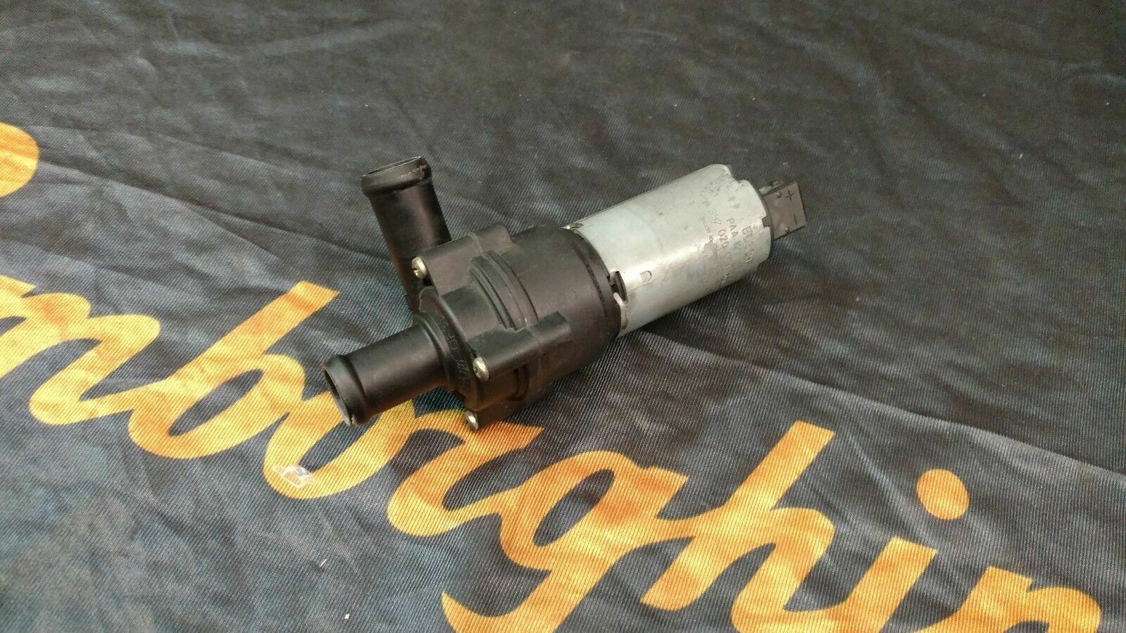 LAMBORGHINI MURCIELAGO DIABLO AUXILIARY WATER PUMP OEM 410819025