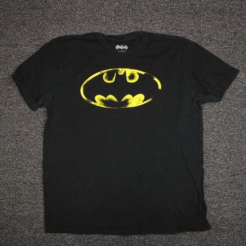 Camisa Batman Adulto XL Extra Grande Negra Frontal Gráfico Amarillo Logotipo Informal Para Hombres