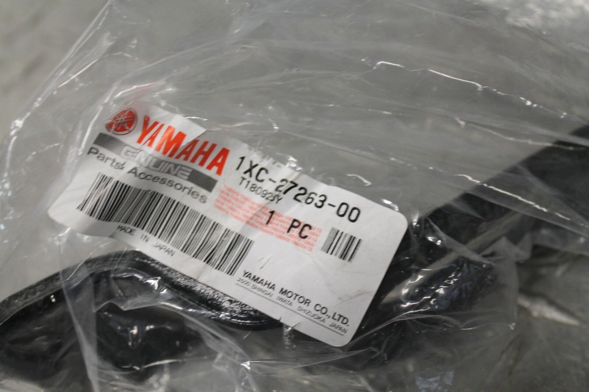 17 Yamaha SCR950 Left Rear Foot Peg Bracket New Oem 1XC