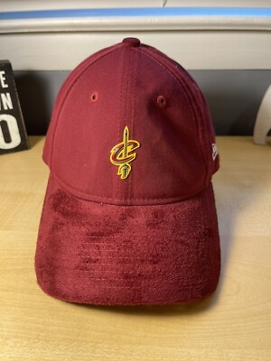 New Era NBA Cleveland Cavaliers Cavs 59Fifty Fuzzy Bill Hat Cap Adjustable
