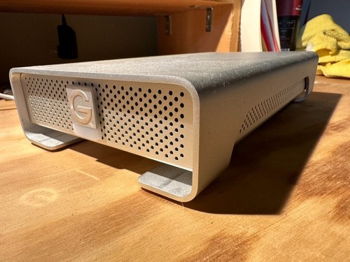 G-Drive Enclosures 3.5 (Lot of 2 different enclosures) NO HDDs - Picture 1 of 6