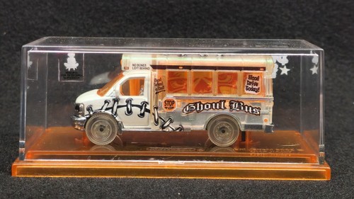 Matchbox Dream Halloween 2010 Ghoul Bus - Picture 5 of 12