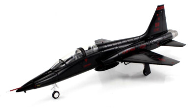 Hobby Master 1:72 USAF Northrop T-38A Talon Jet Trainer - 1st RS, HA5411
