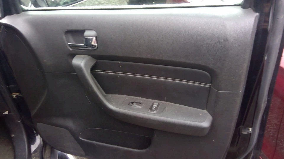 06 HUMMER H3 Front Door Trim Panel Foto 2 de 4
