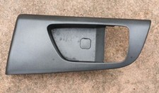 KIA MAGNETIS OPTIMA 2005-10 Right Driver side INTERIOR DOOR HANDLE TRIM SURROUND