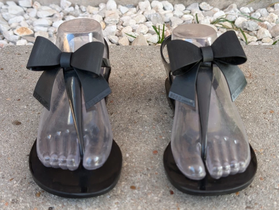 Sandalias BCBGeneration negras con correa para el tobillo talla 6M Foto 2 de 4