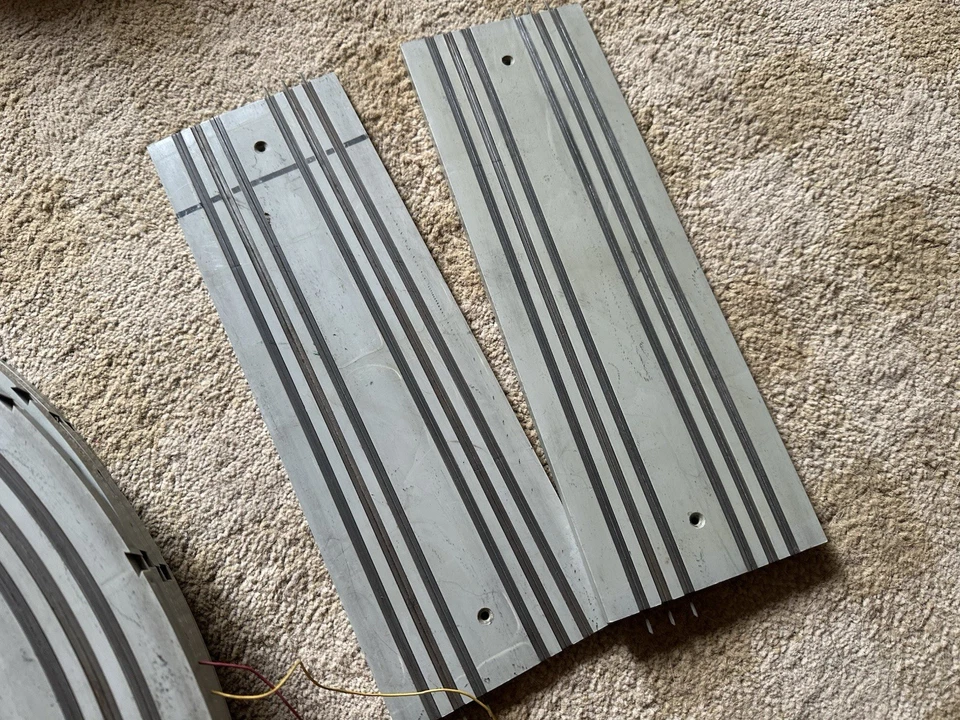 VINTAGE A.C GILBERT FORD HOT ROD FLATHEAD RED BLUE With Tracks - Image 2 of 4