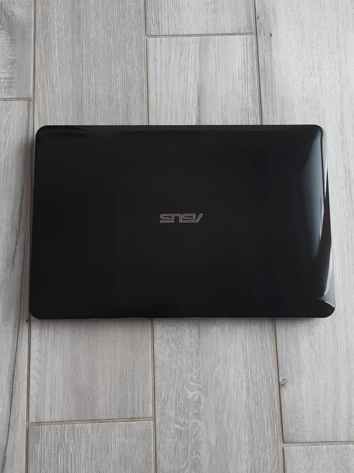 Laptop Asus F555U - I7 6500U - 12 GB Ram - SSD 500GB - Nvidia GeForce 920M 2GB - Immagine 3 di 4