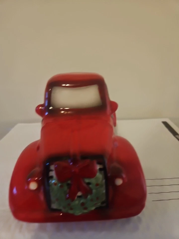 Camión de Navidad Burton and Burton Foto 2 de 4