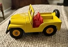VINTAGE MATCHBOX LESNEY NO.72 JEEP DIECAST YELLOW RED SEATS MADE IN ENGLAND