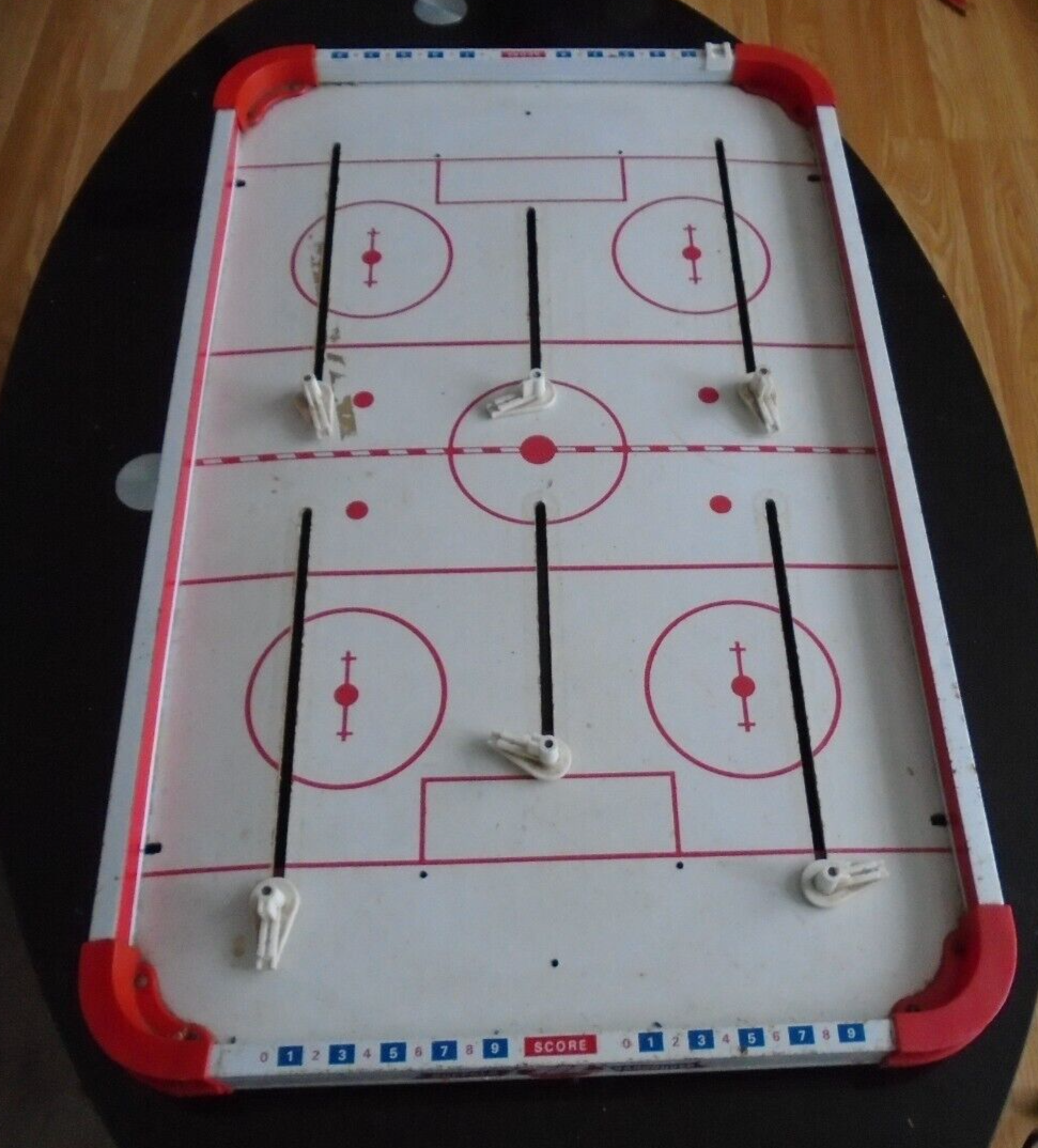 Munro Buffalo Vs Vancouver Munro Games 1970's80's table top hockey