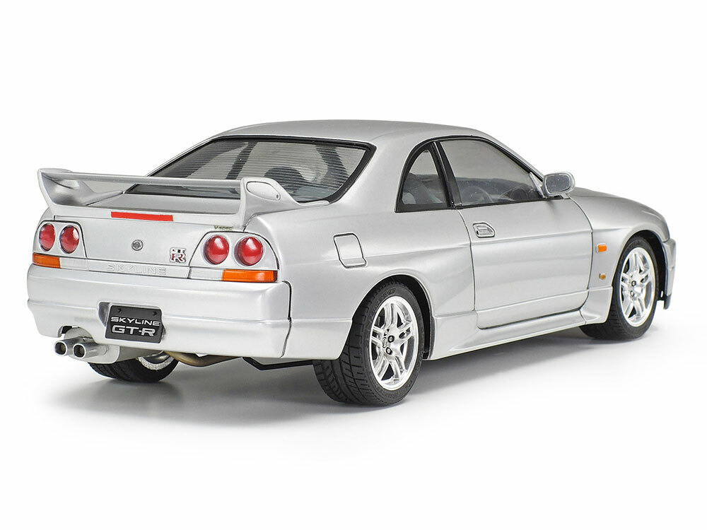 TAMIYA Sport Car 1/24 No.145 NISSAN Skyline GT-R V Spec Plastic