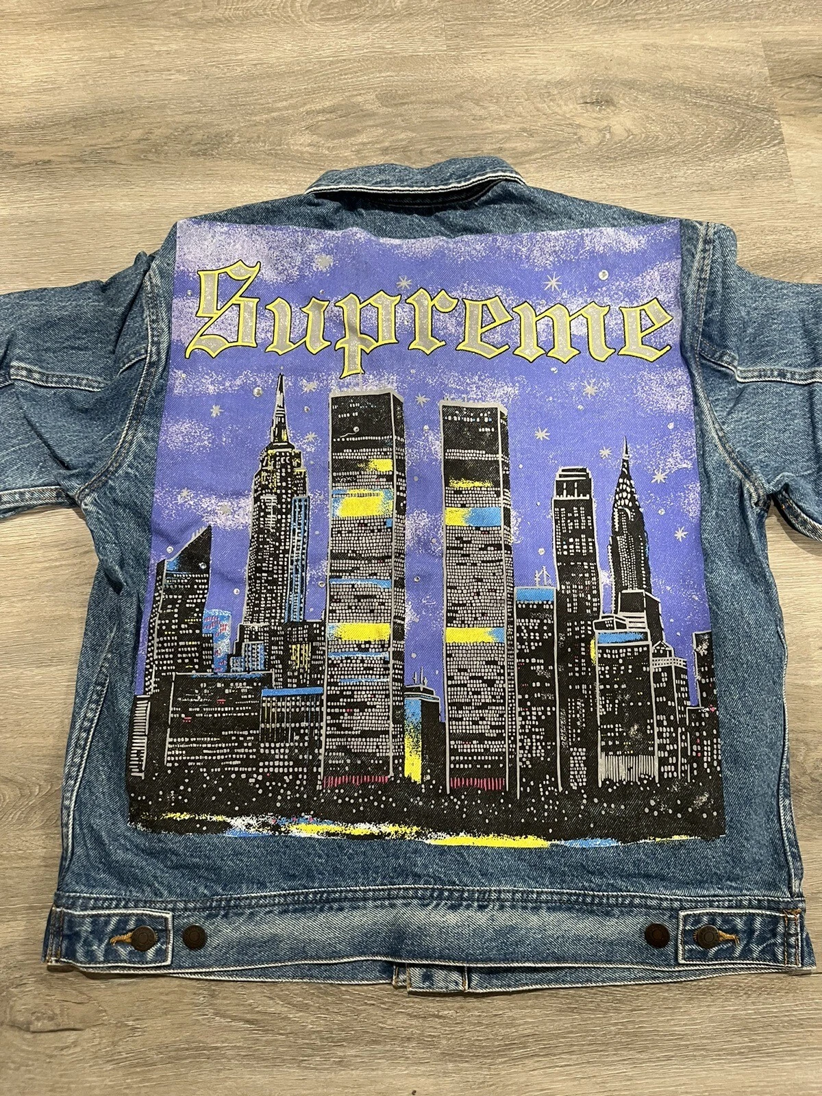 Veste de camionneur peinte en denim neuve Supreme New York bleue SS19 moyenne