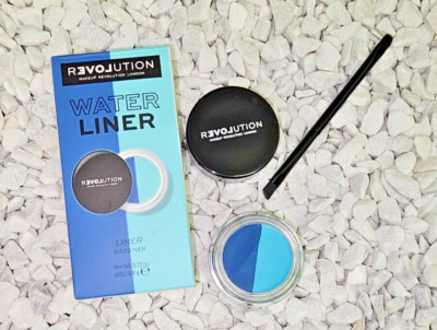 Revolution Relove Eyeliner Water Activated Liner Cryptic Türkis Blau Pinsel Hot